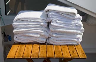 Towels on L'Austral