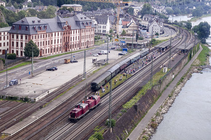 Koblenz railroad tracks from cable car