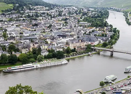 Kues and Moselle River