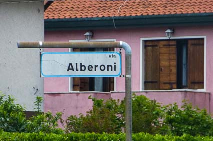 Alberoni street sign