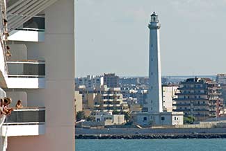 Bari lighthouse photo