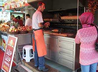 Kemeralti Bazaar food vendor