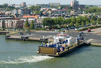 Maasluis-Rozenburg car ferry