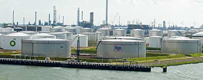 Rotterdam petroleum port