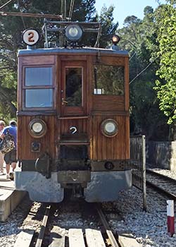 Palma-Soller vintage train