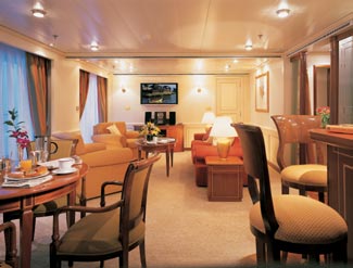 Silver Whisper owner's suite photo