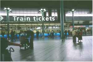 Railroad station photo - Amsterdam Airport