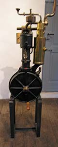 Daimler "Grandfather Clock" engine of 1885
