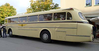 Ikarus 66 bus - side view