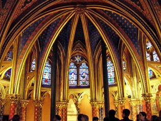 Sainte-Chapelle, apse in Lower Chapel (Chapelle Bas)