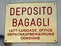 deposito bagagli photo