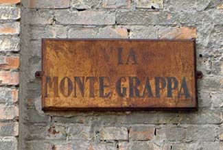Via Monte Grappa sign
