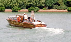 Hotel Cipriani shuttle boat