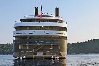 Aft view of L'Austral