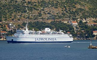Jadrolinija ferry leaving Gruz