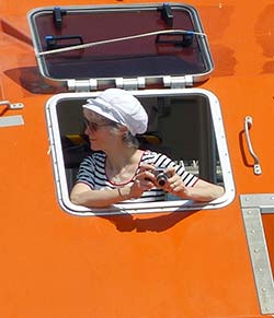 Passenger in L'AUSTRAL tender