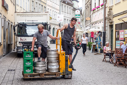 Beer delivery at Ambräusianum, Bamberg