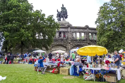 Deutsches Eck flea market