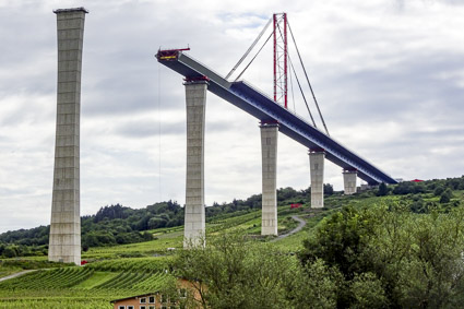 Bridge construction on Moselle River