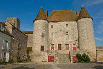 Chateau de Nemours