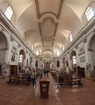 Nave of Chiesa di San Domenico, Chioggia