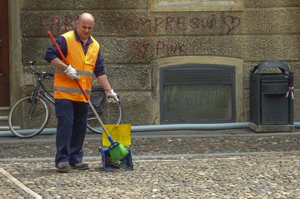 Sanitation worker in Mantua