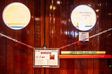 "Wind Warning" sign on Deck 7, MSC PREZIOSA