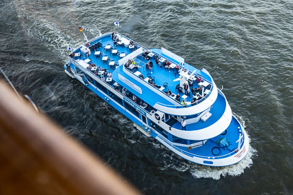 Hamburg sightseeing boat