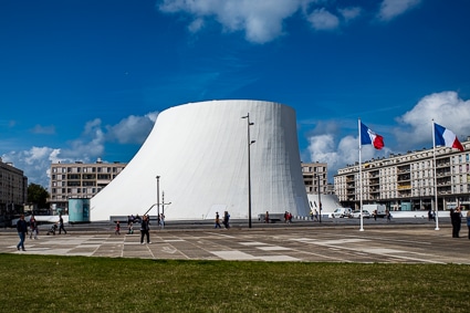 Le Volcan by Oscar Niemeyer, Le Havre