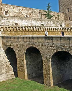 Castello Normanno Svevo moat footbridge