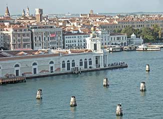 Ponta della Dogana Venice