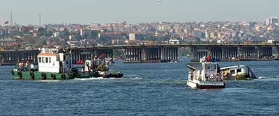 Istanbul salvage tugboat