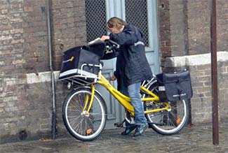 Postal carrier in Les Andelys