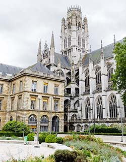 Rouen's Hotel de Ville and St-Ouen Church
