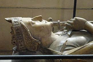 Tomb of Richard the Lionheart's heart in Rouen Cathedral