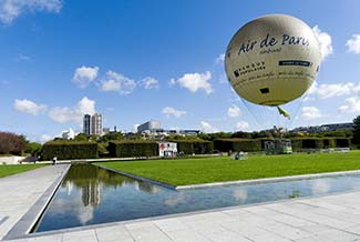 Ballon Air de Paris in Park André Citroën