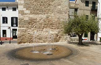 Fountain in Maó 