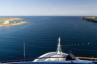 Silver Spirit leaves Port Mahon