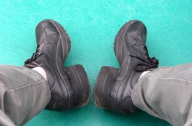 Z-CoiL Shoes for Travelers