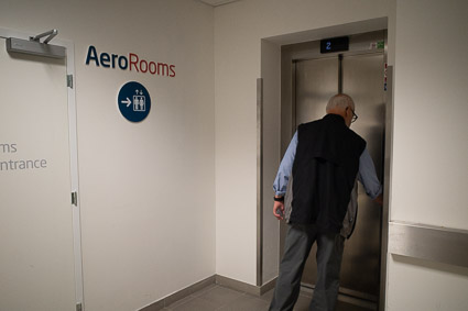 AeroRooms elevator, Prague Airport