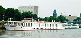 Elbe river cruise ships