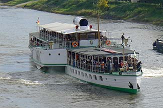 Steamboat to Pillnitz