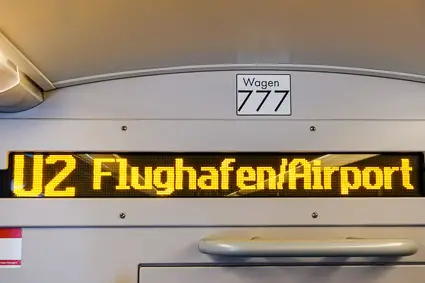 U2 Flughafen/Airport U-Bahn sign