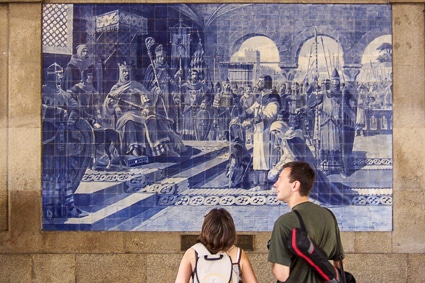 Porto railroad station azulejo tiles