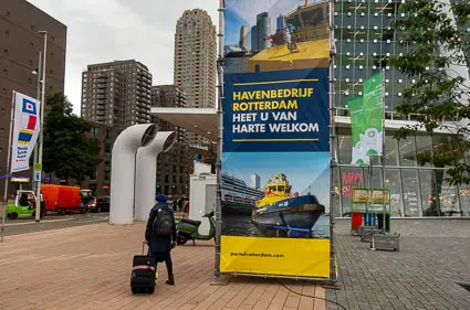 O the way to Rotterdam Cruise Terminal