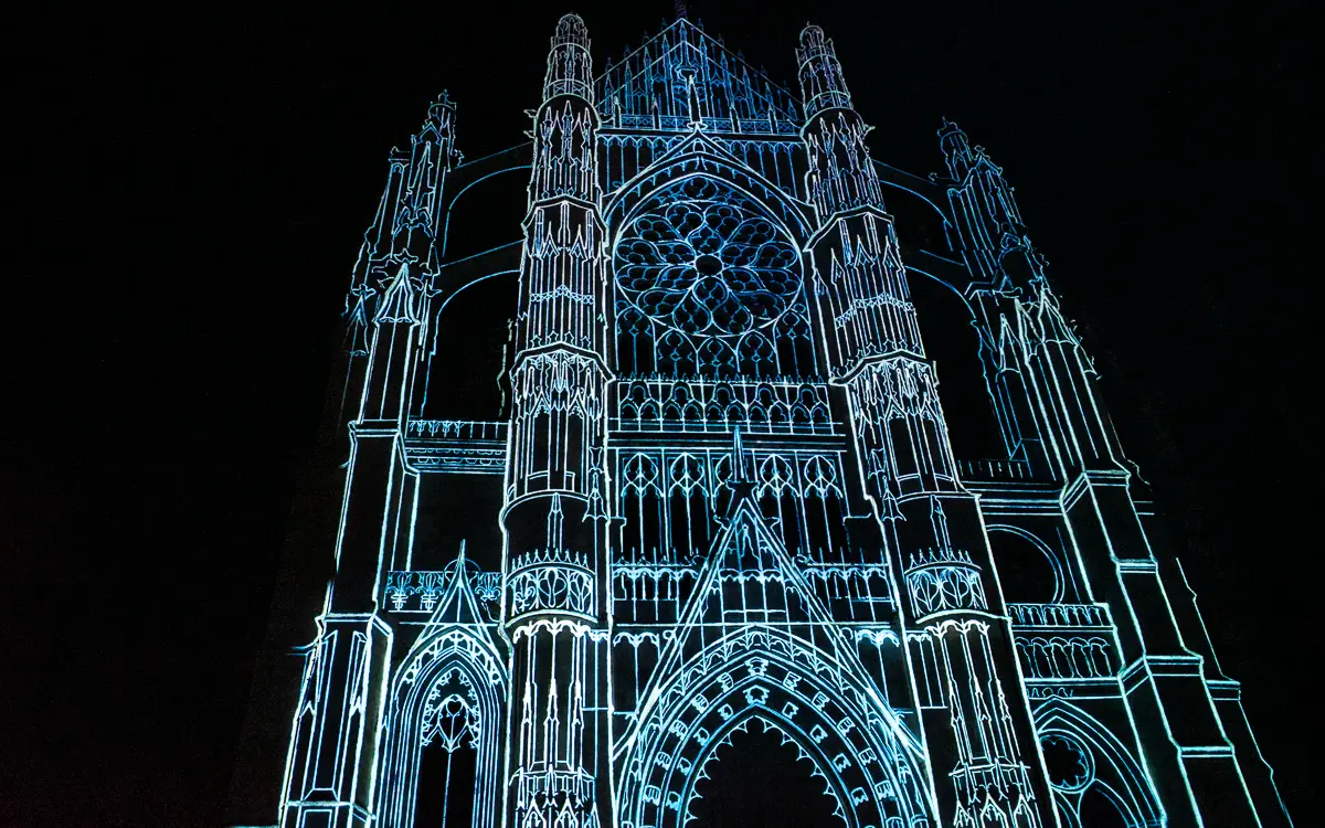 To check the current schedule, inquire at the Office de Tourisme, "Son et lumière" show at Beauvais Cathedral