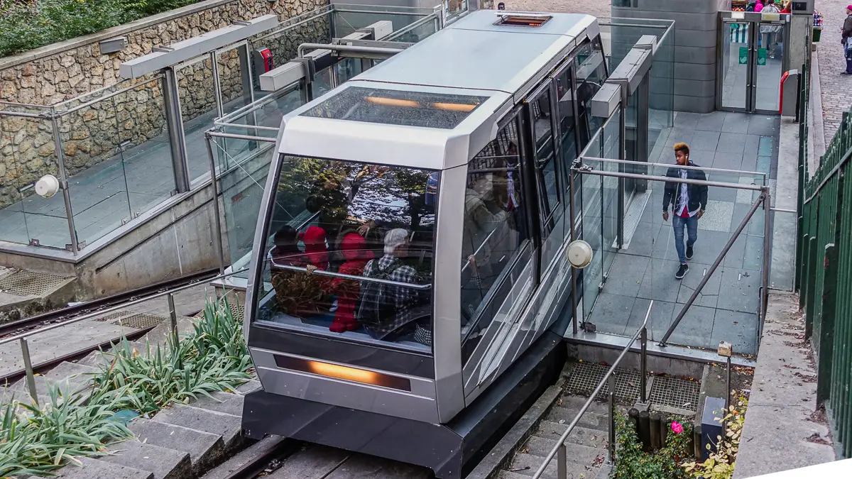 A car arrives at the lower station of the Funiculaire de Montmartre in Paris.