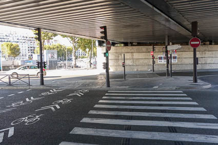 RER overpass, Gare du Pont du Garigliano, Paris