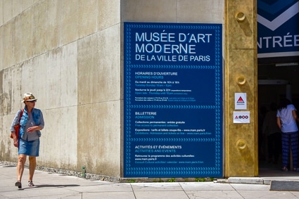 Musée d'Art Moderne de la Ville de Paris entrance
