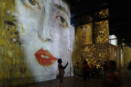 Excerpt from Gustav Klimt multimedia show at L'Atelier des Lumières